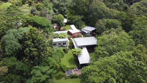 Runawaytomaleny - Whitsundays Accommodation 1