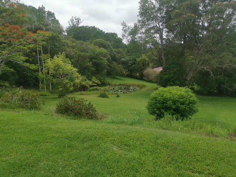 Rural Escape - Whitsundays Accommodation 0