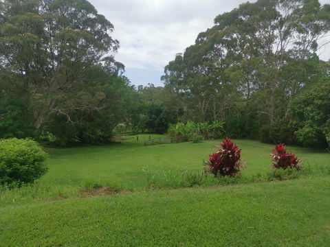 Rural Escape - Whitsundays Accommodation 1