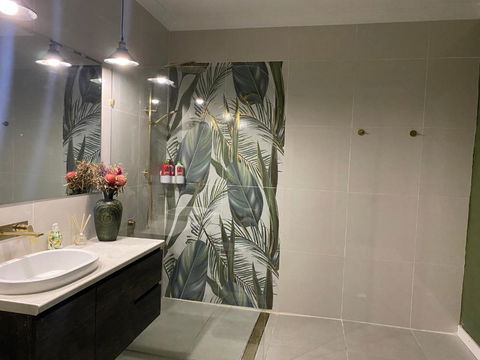 Rural Granny Flat - Pet Friendly - Whitsundays Accommodation 3