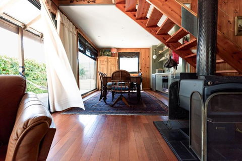 Rustic Barn By The Bay - Whitsundays Accommodation 0