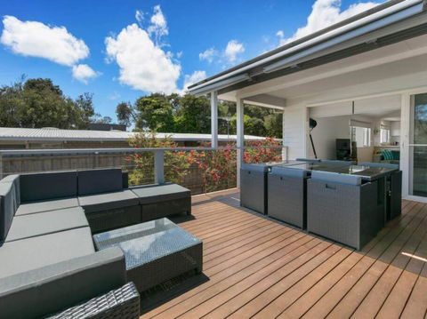 RYE/BLAIRGOWRIE FAMILY ENTERTAINER.. - Whitsundays Accommodation 0