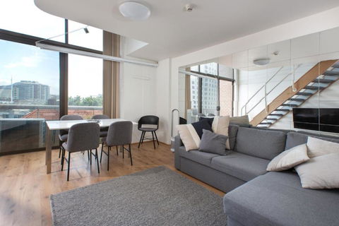 S203S - The Loft By Darling Harbour - Whitsundays Accommodation 0