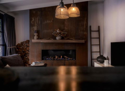 SABLE MAE Luxury Rustic Ranch - Whitsundays Accommodation 2