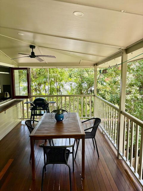Sage House - Whitsundays Accommodation 2