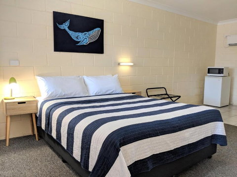 Sail Inn Motel - Whitsundays Accommodation 2