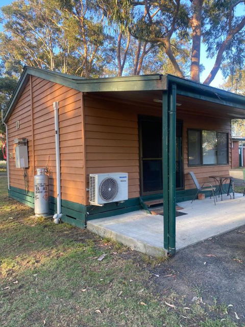 Sale Caravan Park - Whitsundays Accommodation 2
