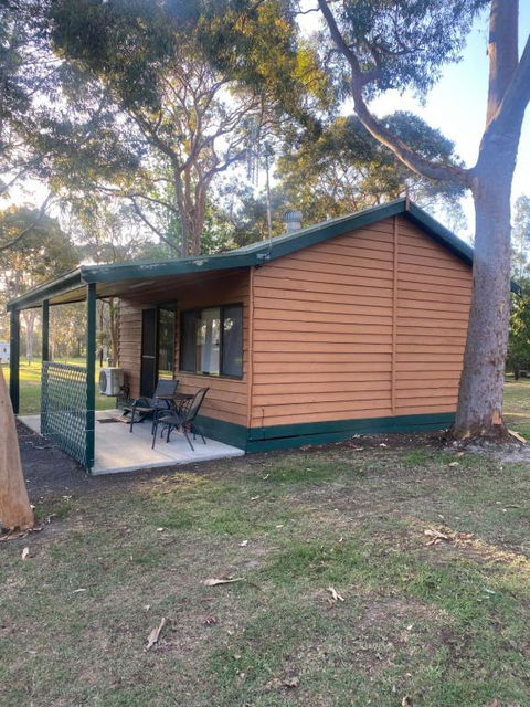 Sale Caravan Park - Whitsundays Accommodation 3