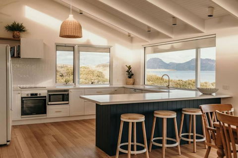 Saltair Freycinet - Whitsundays Accommodation 0