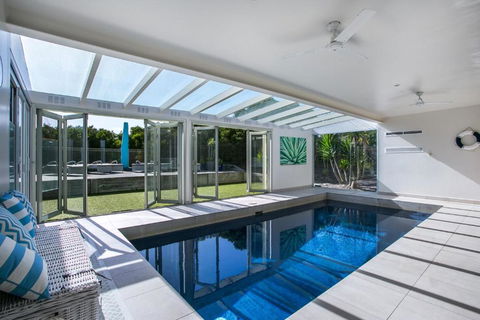 Saltaire - Whitsundays Accommodation 0