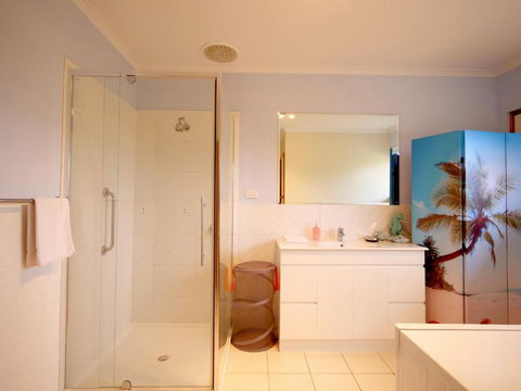 Salty Air Apartments Kingscote Kangaroo Island - Whitsundays Accommodation 2