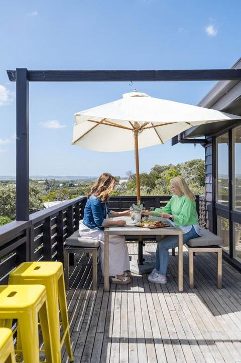 Salty Breeze - Whitsundays Accommodation 1