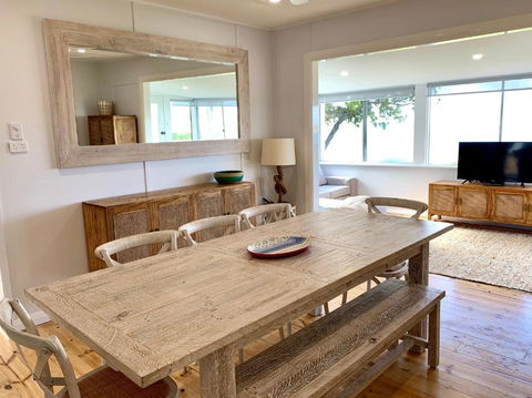 Salty Dog - Whitsundays Accommodation 0