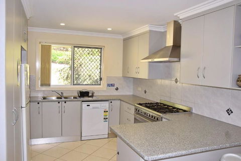 Salty Kisses - Bring Your Own Linen. - Whitsundays Accommodation 1