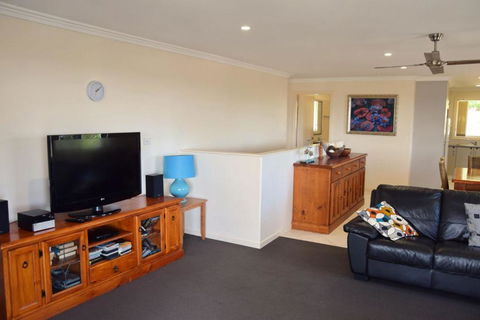 Salty Kisses - Bring Your Own Linen. - Whitsundays Accommodation 3