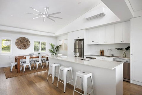 Salty Stays On Stevens St ~ Views & Rooftop Deck - Whitsundays Accommodation 0