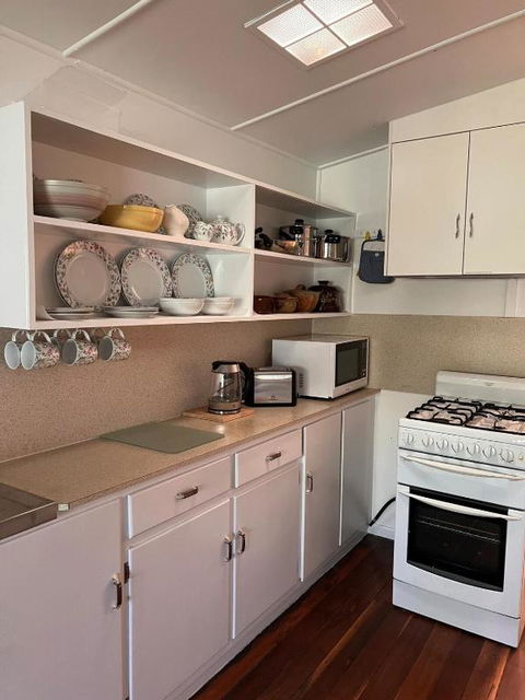 Samantha - Whitsundays Accommodation 1