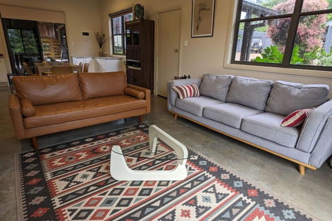 Samsara Farm Cottage - Stunning Hinterland Oasis - Whitsundays Accommodation 3