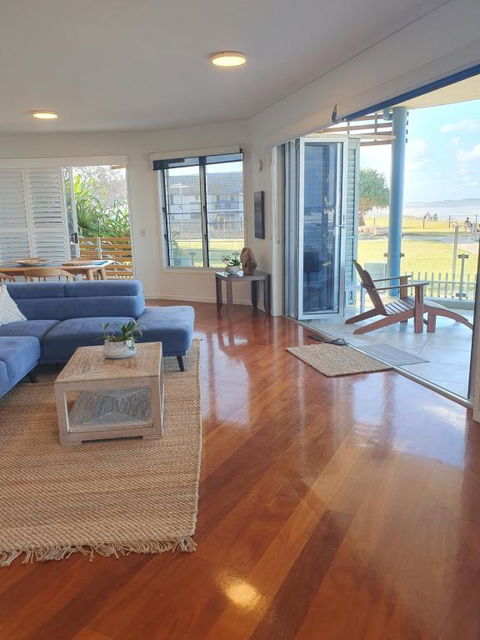 Sanbah-Surf, Views, Beach - Whitsundays Accommodation 3