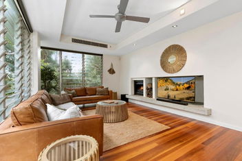 Sanctuary @ Sunshine with Whitsundays Accommodation