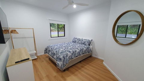 Sand And Swell At Sawtell - Whitsundays Accommodation 3