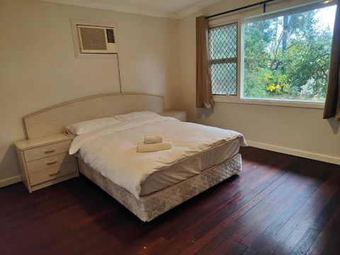 S&S Guest House - Whitsundays Accommodation 1