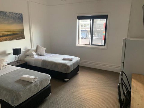 Sandy Bottoms Guesthouse - Whitsundays Accommodation 2
