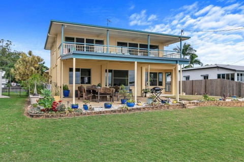 Sandbar On Moreton 3 Bedroom - Whitsundays Accommodation 0