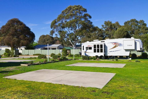 Sandhurst Motel - Whitsundays Accommodation 1