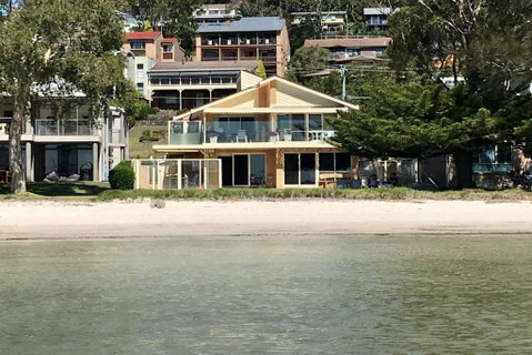 Sandy Beach House Corlette Unit 1 Waterfront WI-FI Aircon - Whitsundays Accommodation 0