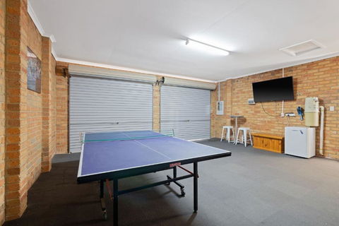 Sandy Beach House Cowes - Whitsundays Accommodation 1