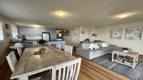Sandy Cove Unit 6 - Whitsundays Accommodation 2
