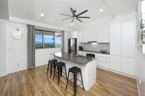SEA-Renity On Castle Hill - Whitsundays Accommodation 3