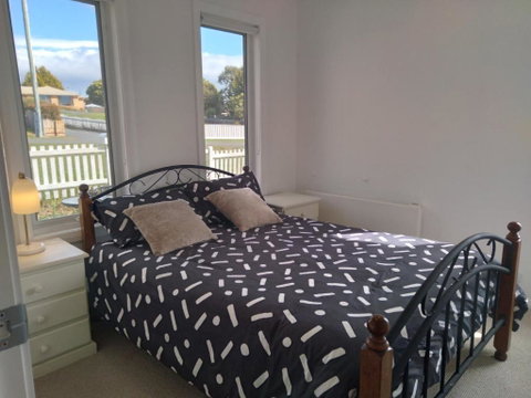 Self Contained Guest Suite - Whitsundays Accommodation 0