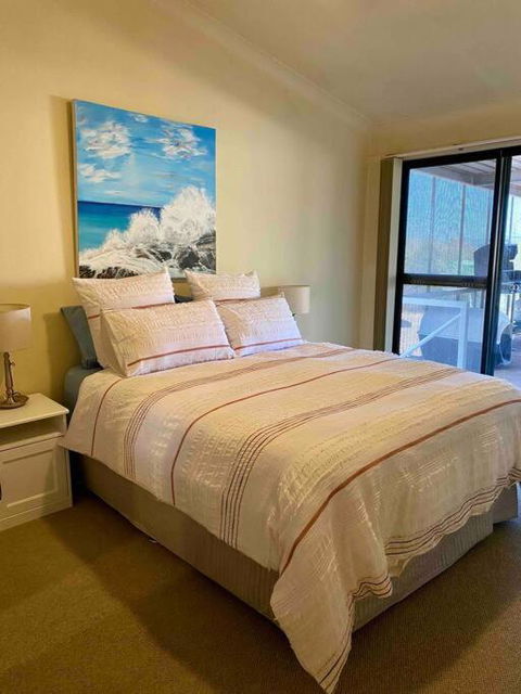 Spear Creek Beach House - Whitsundays Accommodation 1