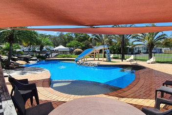 Sunset Caravan Park Woolgoolga with Whitsundays Accommodation