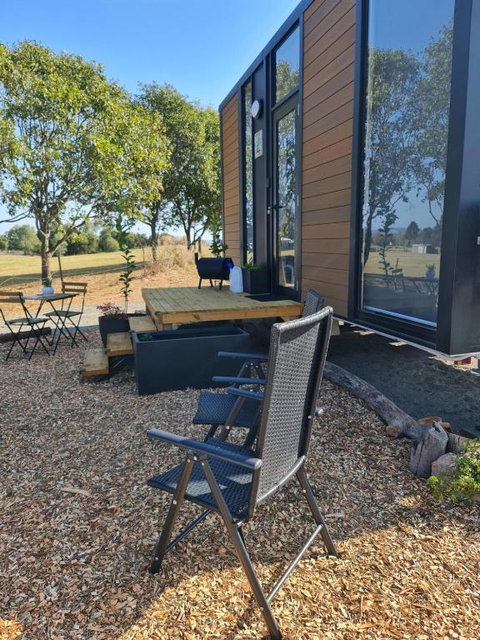 Sunset Retreat By Tiny Away - Whitsundays Accommodation 3