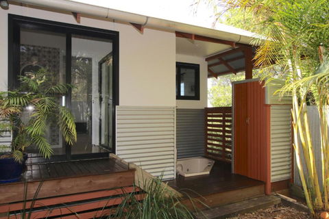 Tallaringa Views - Whitsundays Accommodation 2