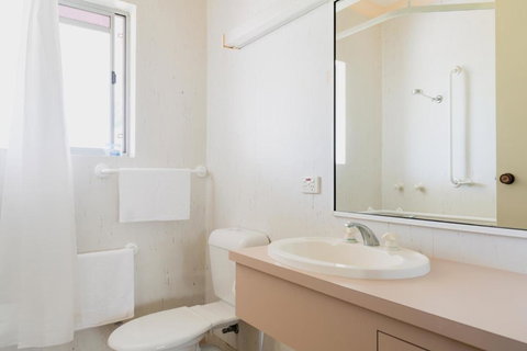 Tarcutta Retreat - Whitsundays Accommodation 1