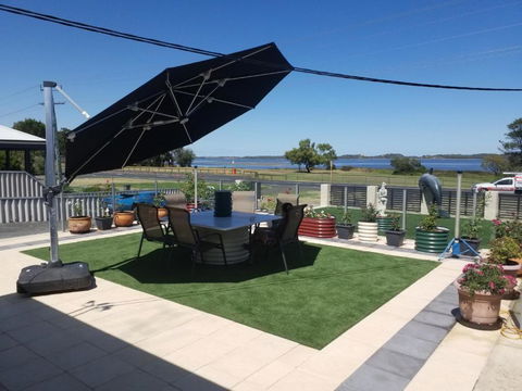 The DOLPHIN PLACE - Whitsundays Accommodation 2