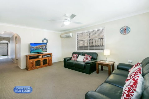 Beachside Holiday Home - Whitsundays Accommodation 2