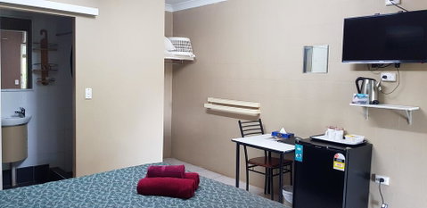 Beagle Motor Inn - Whitsundays Accommodation 1
