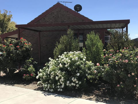 Beatty Cottage - Whitsundays Accommodation 0