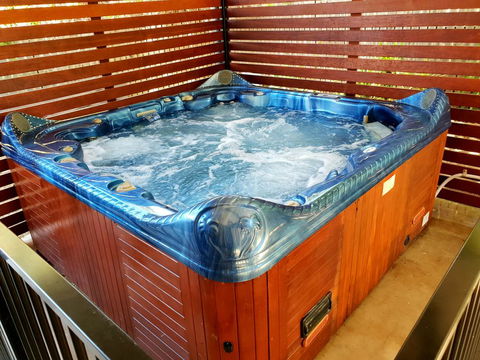 Beautiful Modern Luxury - Whitsundays Accommodation 1