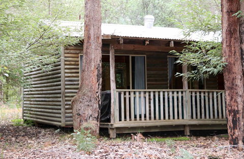 Beedelup House Cottages - Whitsundays Accommodation 2