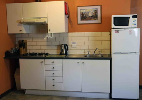 Beedelup House Cottages - Whitsundays Accommodation 0