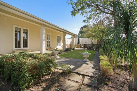 Bella House - Whitsundays Accommodation 3