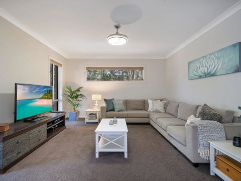 Belle View - Callala Bay - Whitsundays Accommodation 1