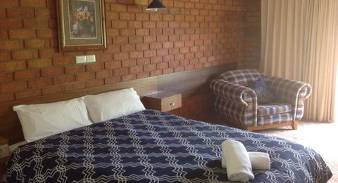 Berrigan Motel - Whitsundays Accommodation 1