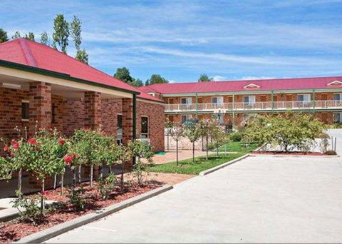 Best Western Plus Ambassador Orange - Whitsundays Accommodation 3